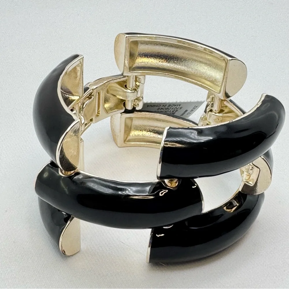 White House Black Market Black Enamel Bracelet Magnetic Clasp Bold Chunky